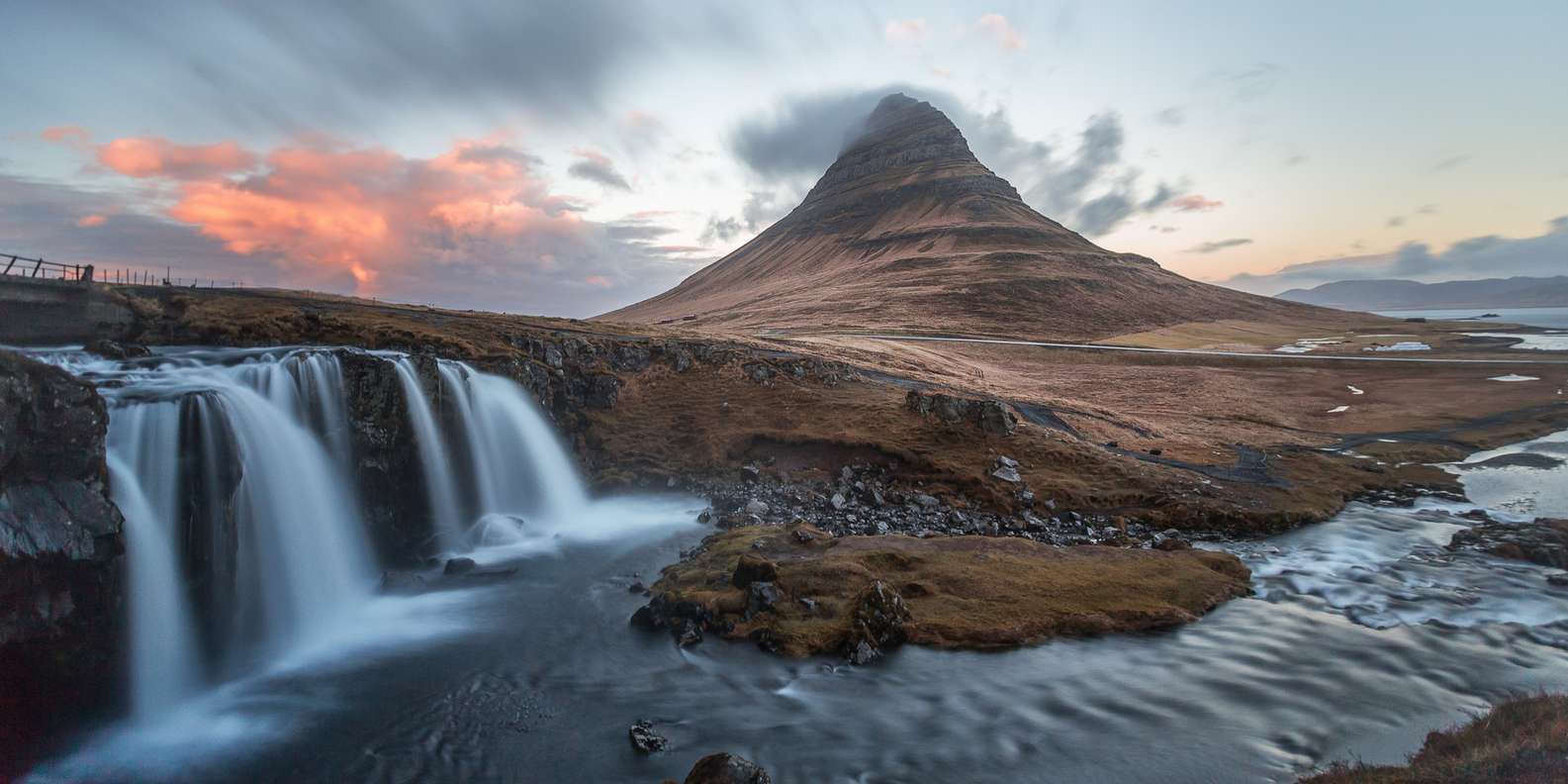 スナイフェルス半島とカークジュフェル小グループツアー Getyourguide