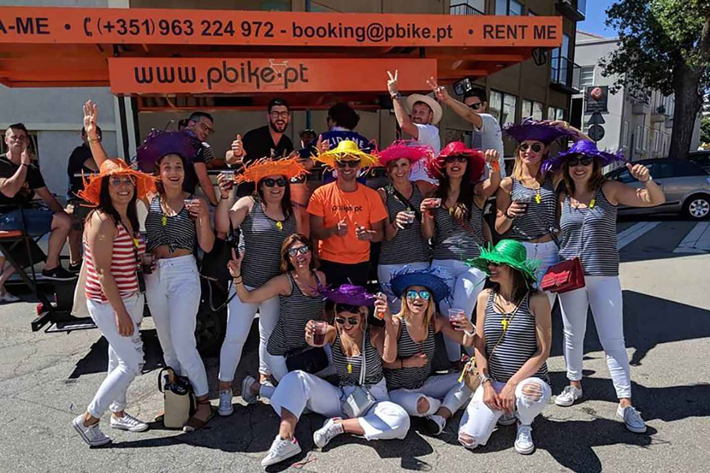 Porto: 1-Hour Fun Beer Bike Ride