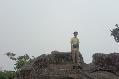 Excursão particular de 1 dia a Preah Vihear, Koh Ker e Beng MealeaSedã particular