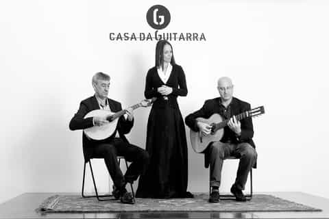 Porto: spettacolo di fado con vino Porto