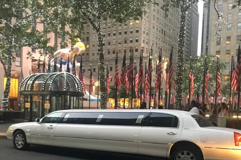 New York City: JFK Airport Private Limousine Transfer