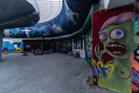 Tbilisi: 100+ Graffiti &amp; Murals, Street Art Guided TourPrivate tour