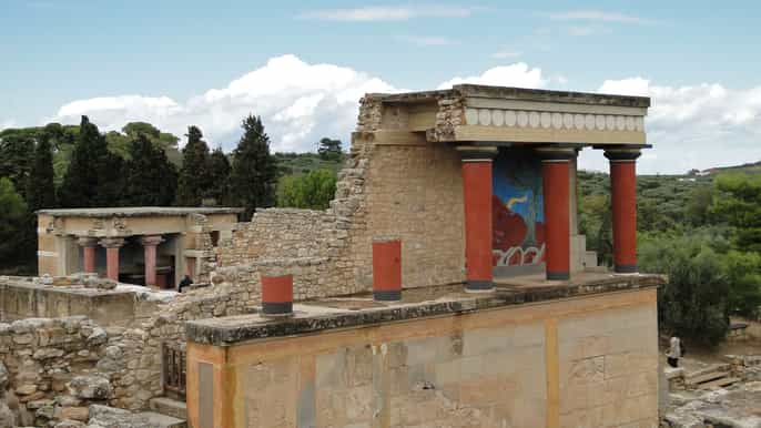 knossos palace heraklion fullday tour from chania area