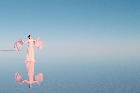 Från Atacama, Chile: 2-dagars privat tur till Uyuni-saltöknenFrån Atacama Chile: 2-dagars privat tur till Uyuni-saltöknen