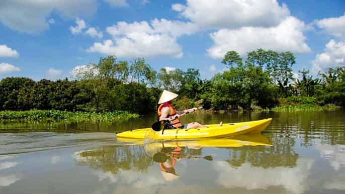 mekong delta tour w/ rowboat kayak small floating market