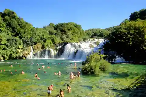 Krka Nemzeti Park a zadari kikötőből