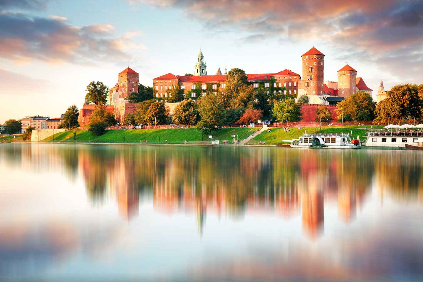 Krakow: Vistula River Cruise with Historical Views