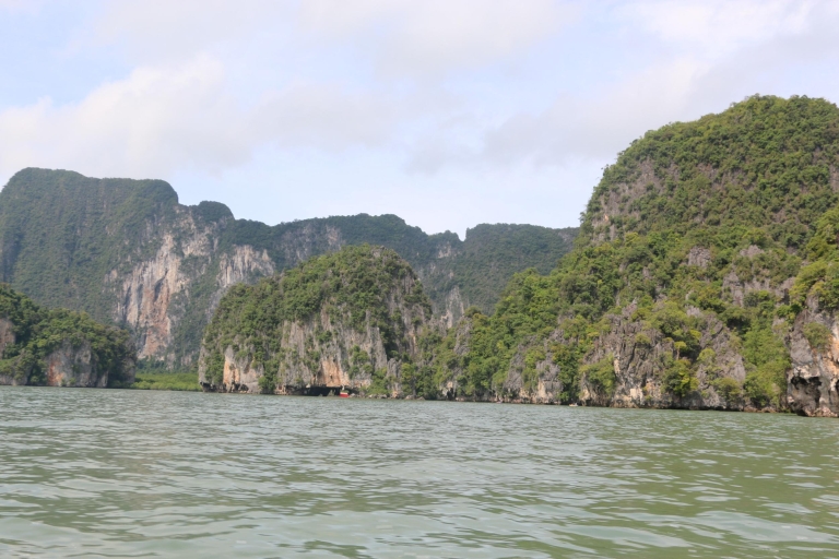 Khao Lak: Phang-Nga-Bucht & James Bond-Insel mit LangbootPhang-Nga-Bucht & James Bond-Insel mit Langboot: Privattour