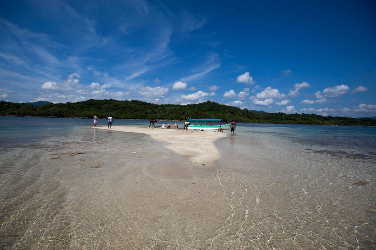 Tour privado de día completo San Blas ToursDesde Ciudad de Panamá:Tour privado de día completo por las Islas de San Blas