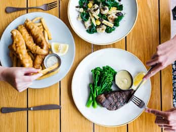 Sydney Opera House: Tour mit Mittag- oder Abendessen Sydney Opera House: Tour mit Mittag- oder Abendessen