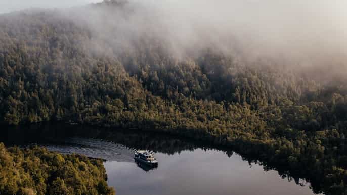 hobart scenic flight gordon river cruise buffet lunch