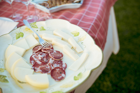 Tour gastronómico de 5h con cata de vinos en el monte EtnaTour en inglés