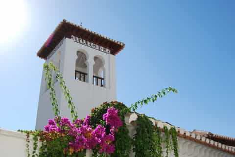 granada sunset walking tour in albaicín sacromonte