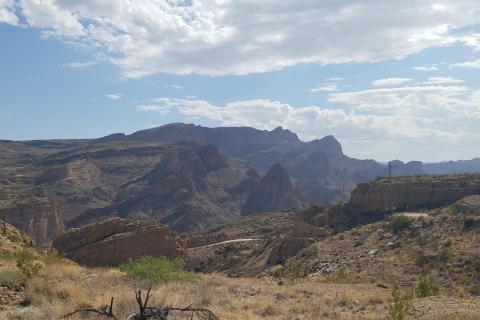 Van Scottsdale / Phoenix: Apache Trail Day Tour