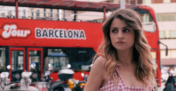 Barcelona: Fashion Photoshoot with Professional Photographer