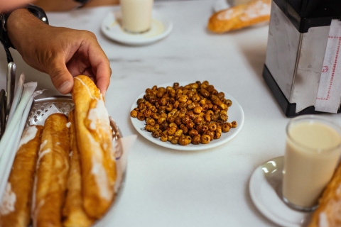 Walencja: Prywatna wycieczka kulinarna – 10 degustacji z mieszkańcami