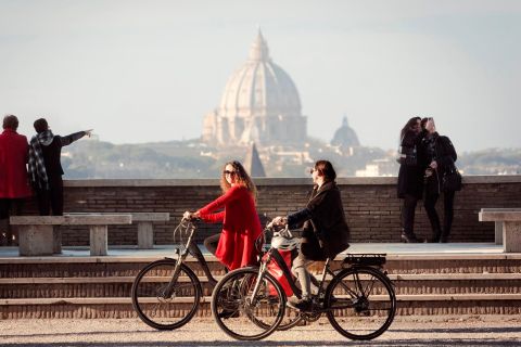 Rome: Half-Day Panoramic Tour by quality E-Bike