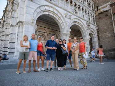 Lucca: Nimm an einem Rundgang in einer Kleingruppe teil! Duomo inklusive