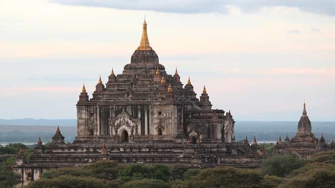 bagan visite guidée du temple au coucher du soleil et déjeuner traditionnel