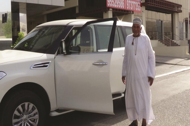 Transfer vom Flughafen Maskat zu Hotels in Mussanah oder Al NahdaPrivater Hin- und Rücktransfer