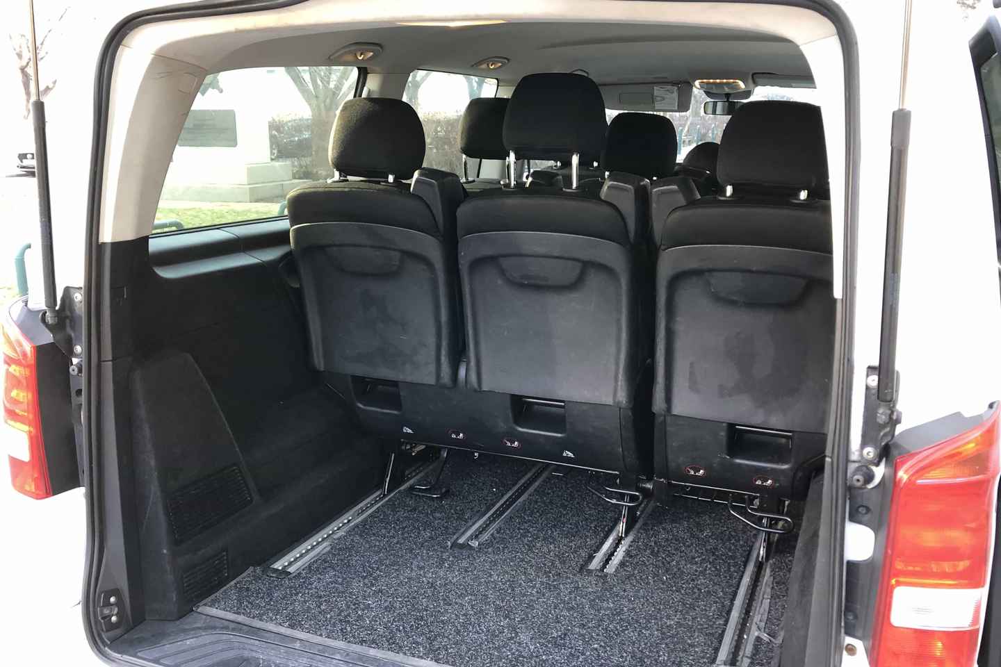 Prague: Private Transfer to/from Karlovy Vary