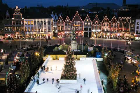 From London: Bruges Christmas Markets