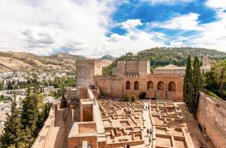 Granada: Alhambra und Generalife-Ticket mit Audioguide