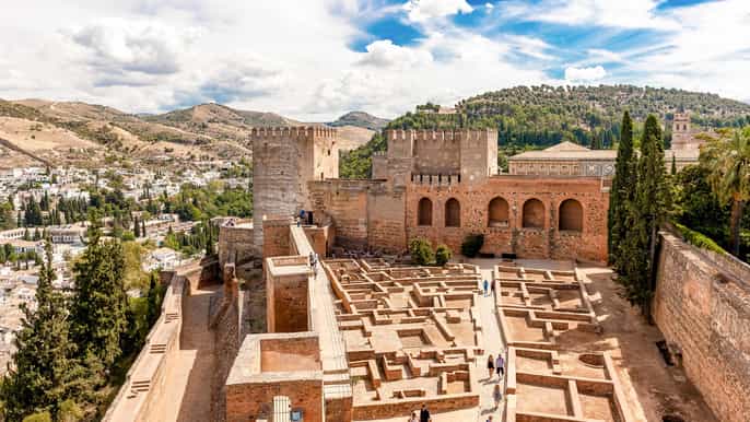 granada alhambra generalife ticket with audio guide