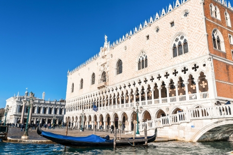 Wenecja: Historyczna wycieczka piesza i wizyta z przewodnikiem w Pałacu DożówTour hiszpański