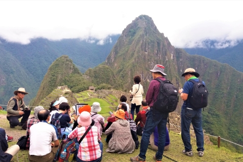 Machu Picchu: Private Guided Tour of the Lost City Machu Picchu: Private Guide Service