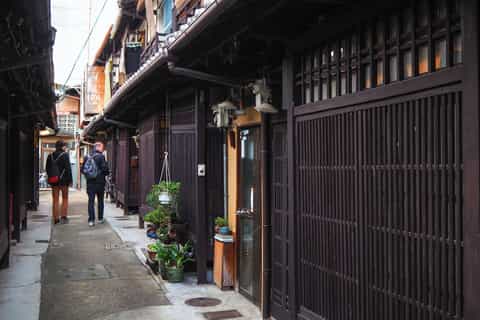 kyoto historical sake green tea wagashi shopping tour
