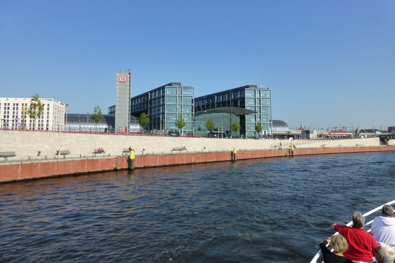 Berlin: 3.5-Hour Sightseeing Cruise on the Spree River