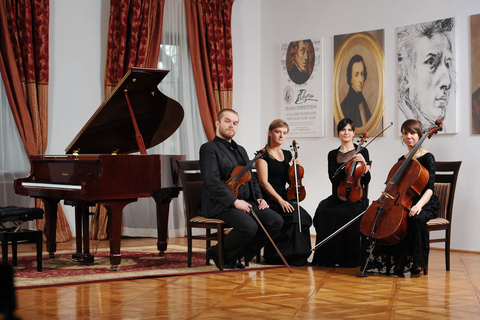 Krakow: Christmas Music Concert With Wine