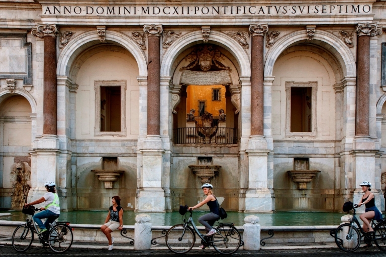 Rome : demi-journée de visite privée en vélo électriqueExcursion privée d'une demi-journée en vélo électrique