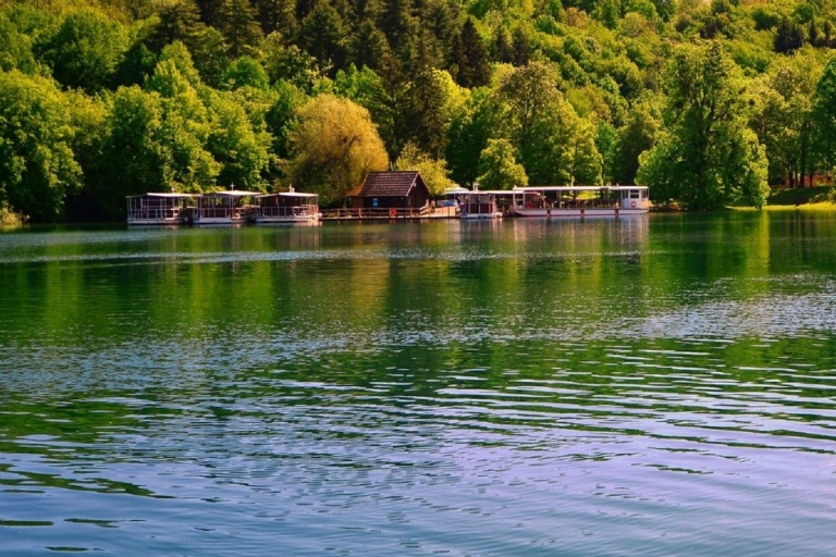 Zagreb à Split : transfert privé avec les lacs de Plitvice