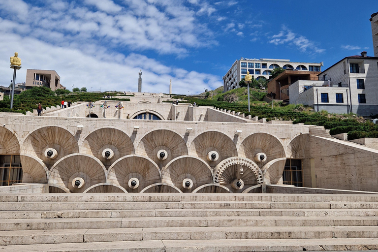 Yerevan: Walking Tour with a Local Guide