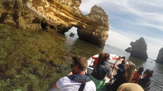 lagos 1hour 15minute boat cruise to ponta da piedade