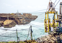 Yogyakarta, Temblan Gorge, Pine Forest und Timang Beach - Housity