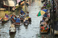 Von Bangkok, Kanchanaburi Tour mit Floating Market Visit - Hizvo