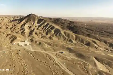3 Day Travel to Gobi by train Visit World energy Center