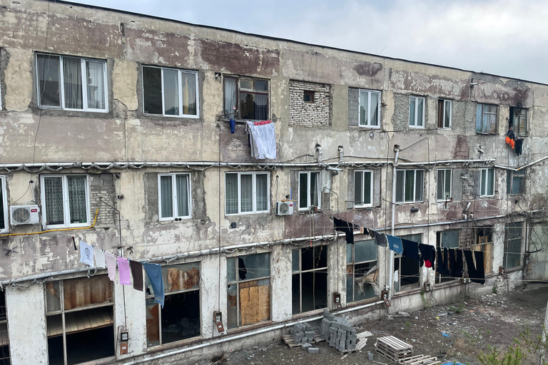 Tbilisi: Crime Stories & Hidden Tales Walking Tour