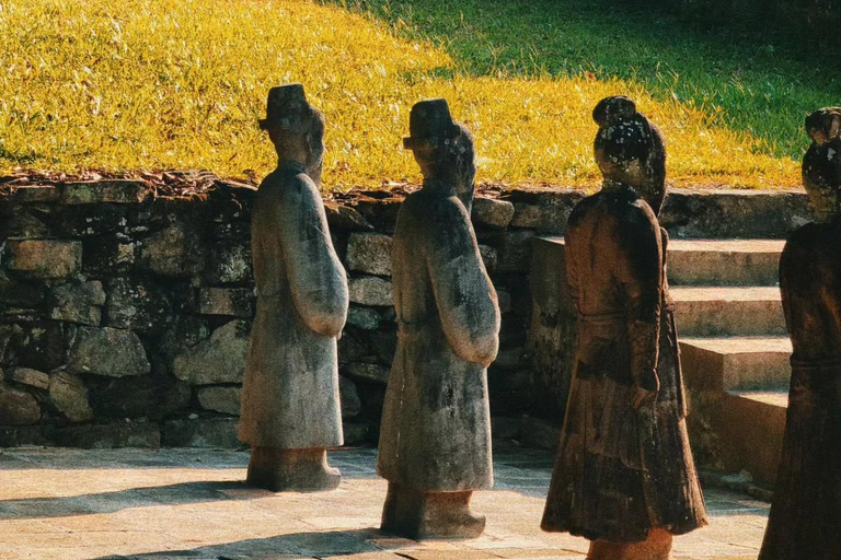Hue: Royal Tombs Tour with Thuy Xuan Incense Village Visit 3 Royal Tombs: Minh Mang-Khai Dinh-Tu Duc & Incence Village