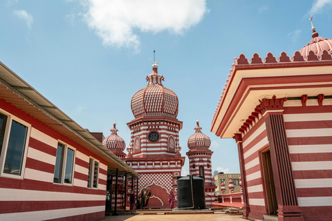 Colombo: Private Tuk-Tuk City Tour with Guide & Tickets Colombo: Private Tuk-Tuk Tour & Authentic Ceylon Tea Tasting