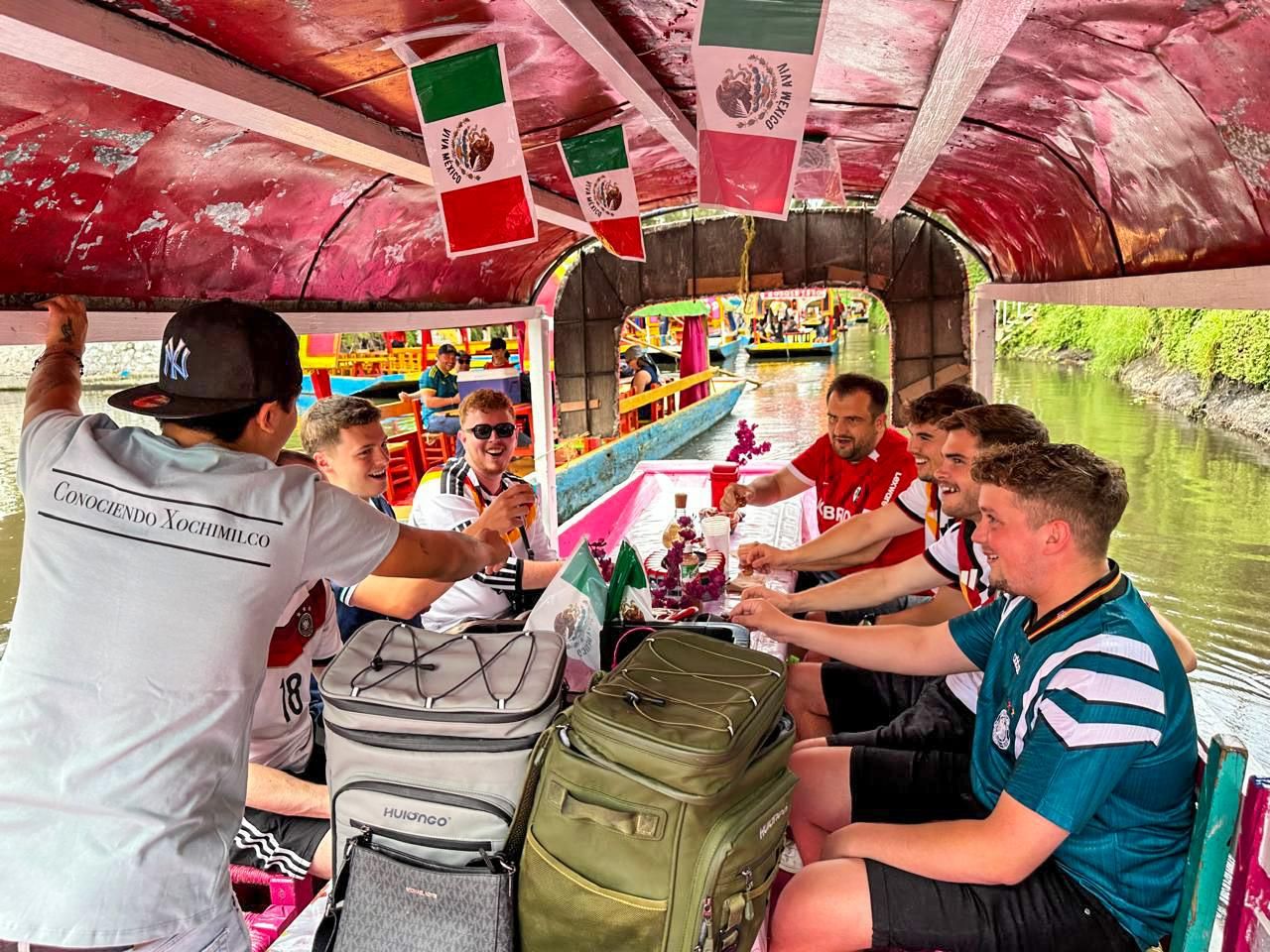 Xochimilco: traditionelle Bootstour, Kultur und Spaß.
