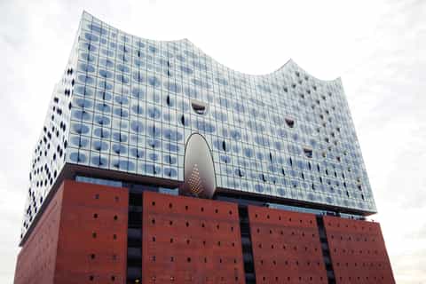 Outer Elbphilharmonie Tour: Public Tour in German