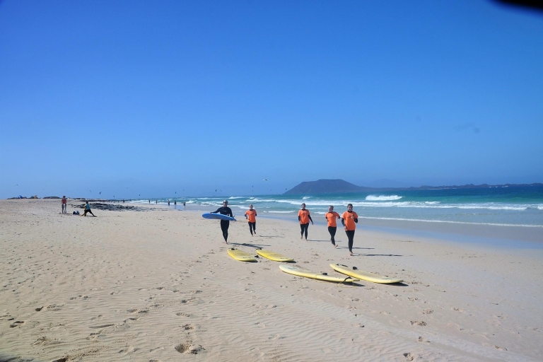 Fuerteventura: Apprendre à surfer leçonPrivé : cours de surf de 2 heures