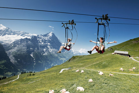 Grindelwald Gondelfahrt zum Berg FirstGondelfahrt
