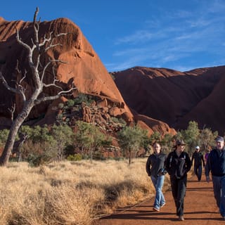 Uluru: Guided Trek of Uluru's Base in a Small Group