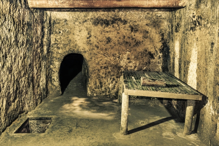 Port de Hiep Phuoc : Visite des tunnels de Cu Chi et du musée des vestiges de guerre