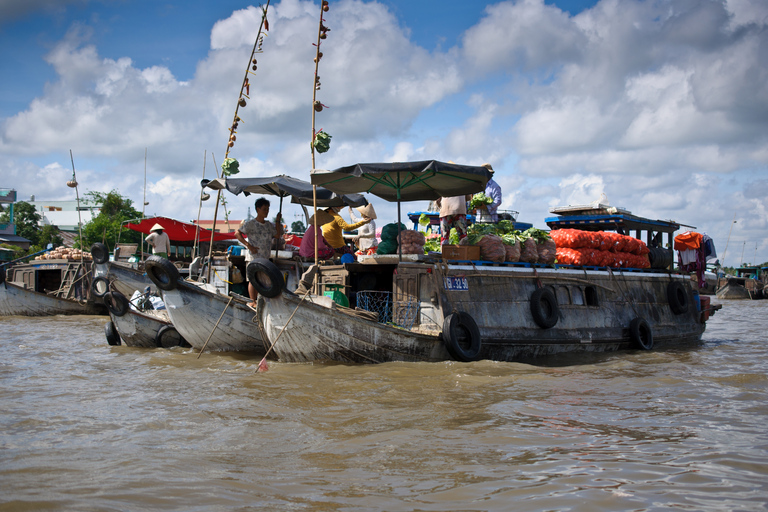 Port de Nha Rong : Circuit privé dans le delta du MékongPort de Nha Rong : Circuit privé dans le delta du Mékong avec service au port